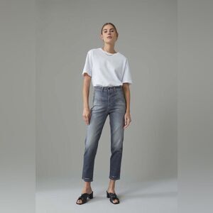CLOSED Italian denim high waisted peddle pusher faded grey tapered leg jeans